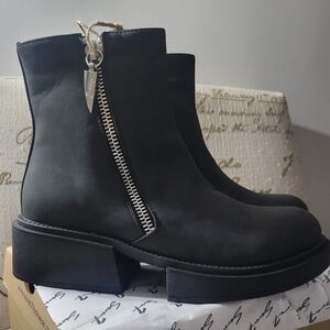 Seven7 Black Vault Platform Boot Black New In Box Size 11
